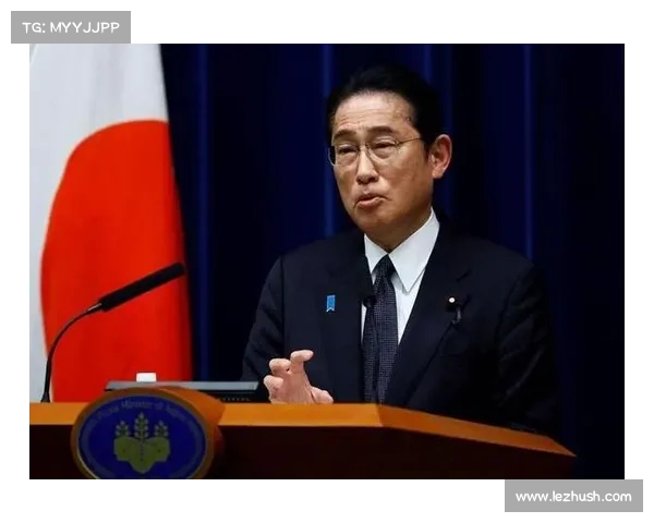 自卫队军官遭处理，岸田首相就军舰“误入”领海事件致歉(日本首相岸田年龄)