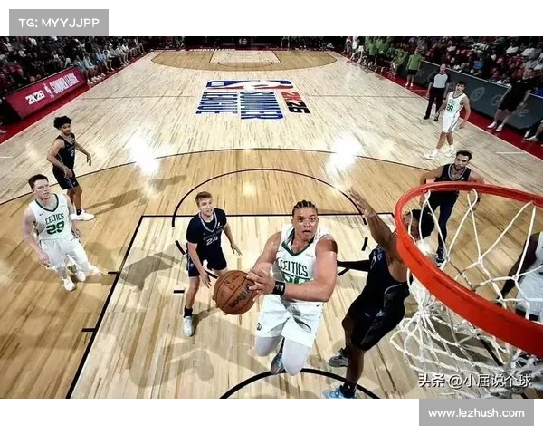 荷兰前锋球场表现堪忧，NBA风格头带引发球迷质疑与挑衅